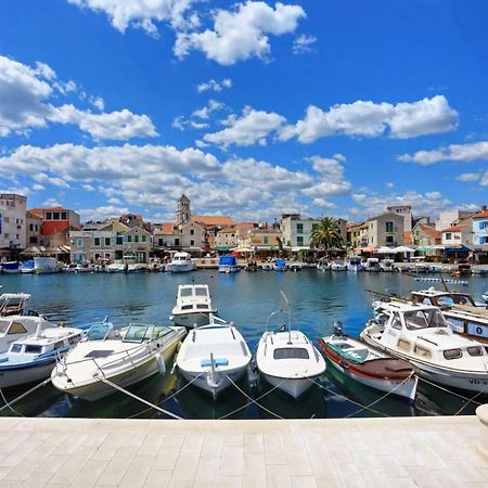 Mala Kuca Apartman Vodice Kültér fotó